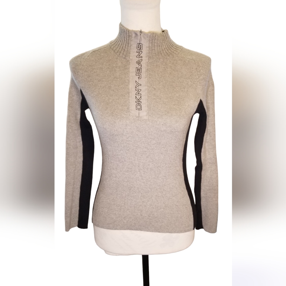 *EUC* DKNY Half Zip Sweater